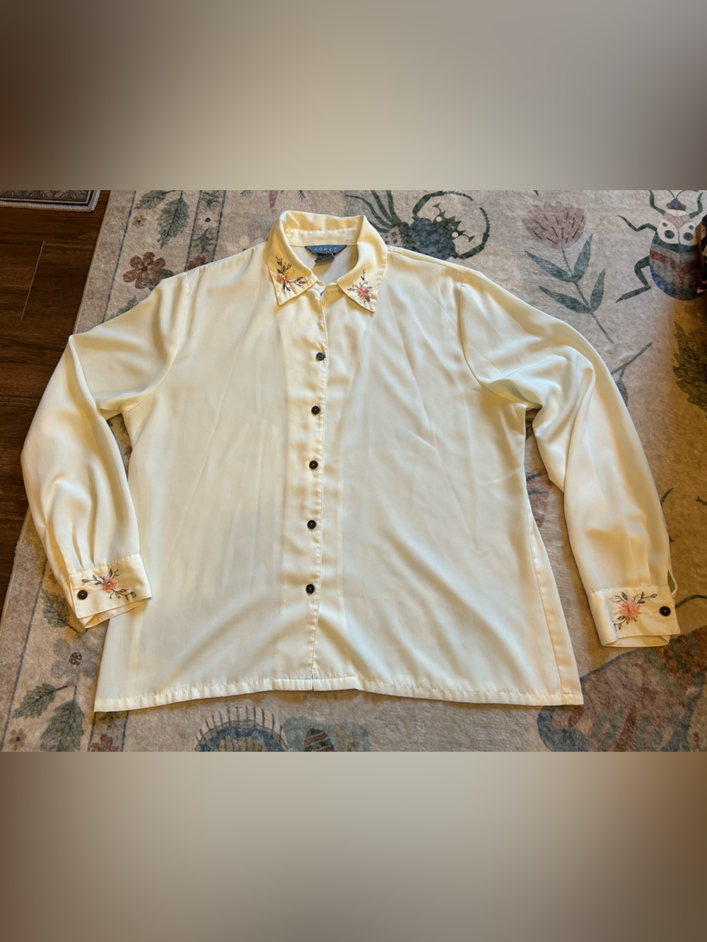 Vintage Koret Button Up Floral Embroidered Blouse